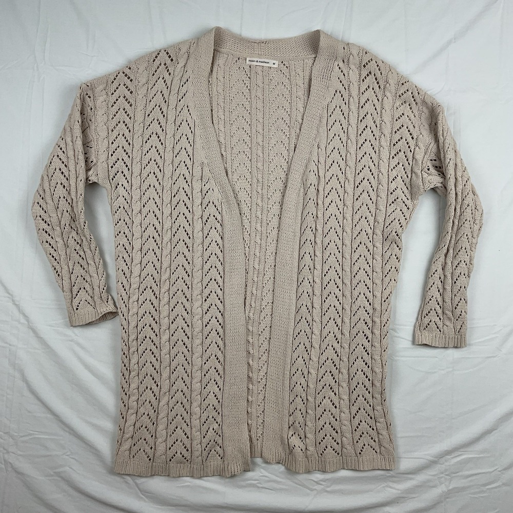 Moon And Madison Beige Open Knit Cardigan Sweater Medium‎ Boho Cozy Layering